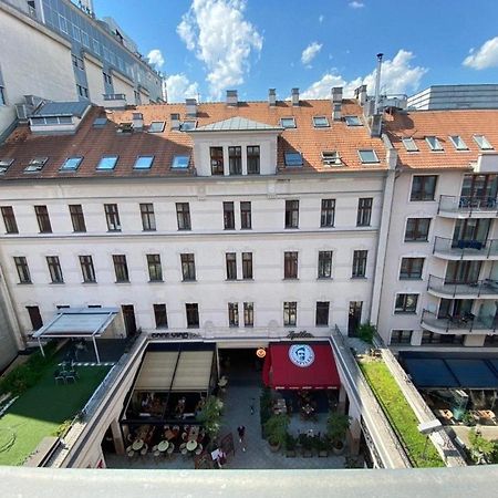 Downtown Gozsdu Vibe Apartment II Budapest Exterior foto